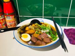 无牌小范必食车仔面-無牌小范·香港明星美食