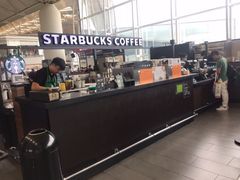 -星巴克(香港国际机场44号闸店)