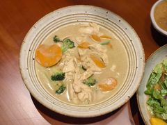 绿咖喱滑鸡-About Bistro關於·泰式家庭料理