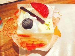 芝心蜜语-皇冠幸福里动物奶油生日蛋糕(万达店)