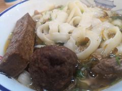 -顺溜·手工刀削面·黑金店(铜锣湾店)