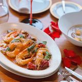 一起去浪漫餐厅约会吗