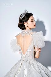 -Lady  Jane高端婚纱礼服馆