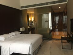 -广州天河希尔顿酒店