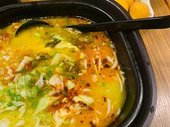 老坛酸菜小锅米线-阿香米线(大悦城店)