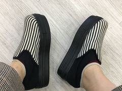 -唯品仓(东山锦轩·现代城店)