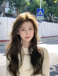 -丝语萱形象