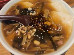 -三好食堂(煎饺·馄饨·肉饼米线·盛世广场店)