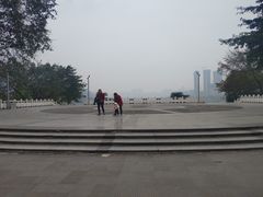 -中国宜宾·长江地标广场