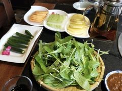 -大匠工房古船木艺术餐厅·猪肚鸡专门店(长白仙岛店)