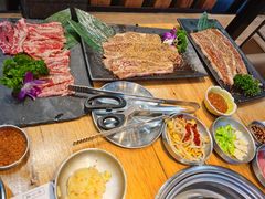-牛中牛烤肉店(民生街店)