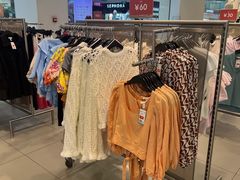 -H&M(鹏欣水游城店)