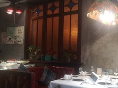 -泓炙颐凤鲜海鲜火锅料理(桐乡店)