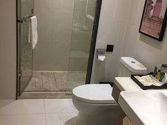 -兰州步行街希尔顿欢朋酒店