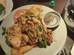 -大头虾越式风味餐厅(光明广场店)