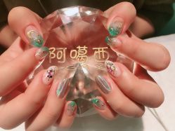 -阿噶西美甲美睫