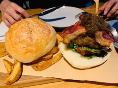 经典大汉堡-The Diner X餐厅(青岛万象城店)