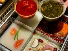 -巴渝瓦肆重庆鲜火锅(宝龙环湖店)