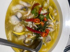 酸汤鱼-吕氏疙瘩汤·新派鲁菜(济南万象城店)