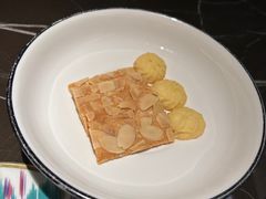 -海派悦庭·海胆烧麦·新融合菜(凯德广场店)