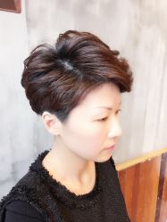 -PE SALON