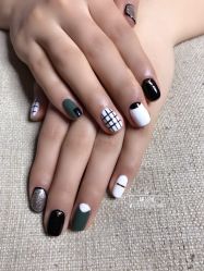 -睫乐园•睫公馆•美睫美甲沙龙