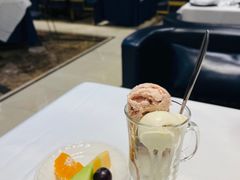 -马克西姆俄罗斯餐厅(通亚街店)