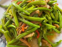 -鸿运美食府