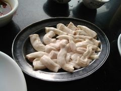-牛一煲美食(江高店)