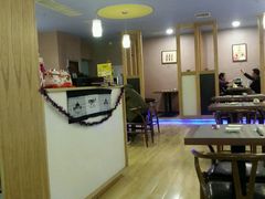 -鸿通城购物中心