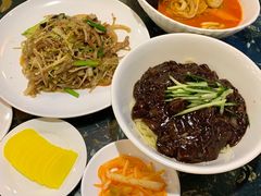 炸酱面-桃园中华料理炸酱面(燕儿岛路店)