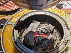 -青瓦炭韩潮烤肉(花园道店)