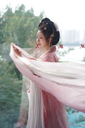 -彭彭的汉服体验馆(东湖林语店)
