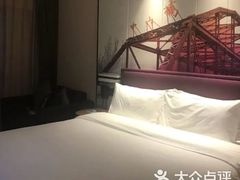 -兰州步行街希尔顿欢朋酒店