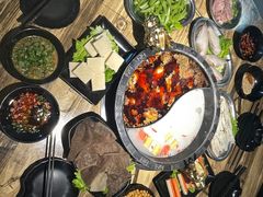 -销魂美蛙鱼头火锅(上海首店)