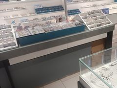 -宝岛眼镜·蔡司·依视路·青少儿近视防控验配中心(西市城购物中心店)