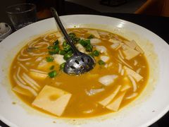 -麻六记(凤凰汇店)