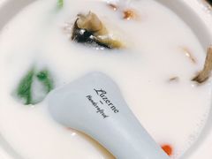 秧草奶汤小巴鱼-镇江苏宁万豪酒店-苏筵中餐厅