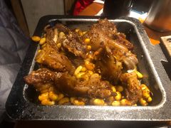 黄豆烤猪蹄-伍丁·烤牛肋(和平东桥店)