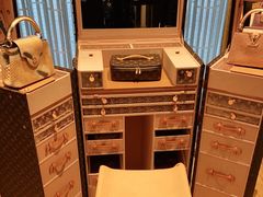 -LV路易威登(王府井半岛酒店)