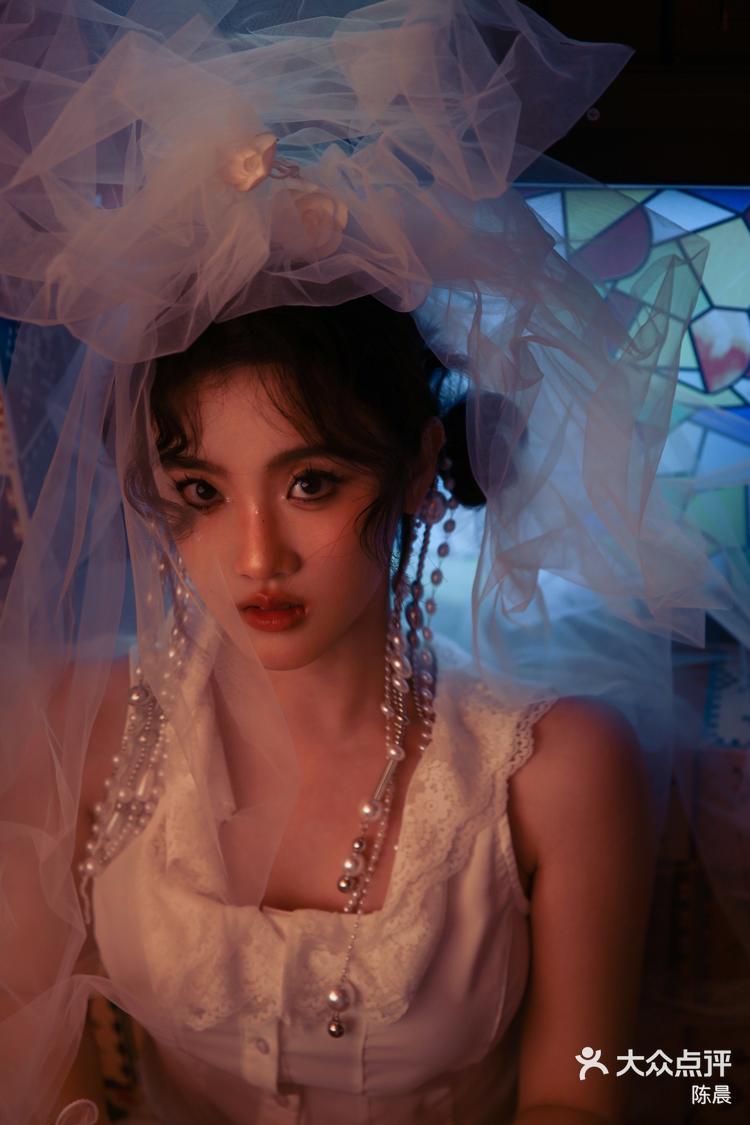 甜酷女孩～写真适合甜酷少女的写真风格造型搭配可爱又叛逆个性十足