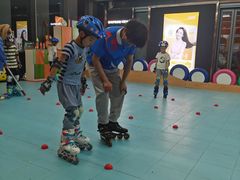 -乐翔轮滑(中庚漫游城店)