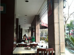 靠窗位-台北吴记老锅底麻辣火锅(蓝村路店)