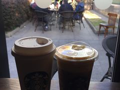 -星巴克(西藏路店)