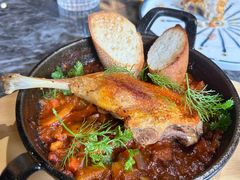 -LESCEDARS Brasserie Bistro香柏树