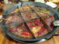 -重庆下半城老火锅(糖酒公司店)