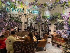 -秘密旅行Bonjour(黑金冠 江南西店)