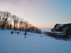 -中旅松花湖滑雪场