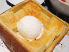 面包诱惑-绿茶餐厅(王府井永宁门店)