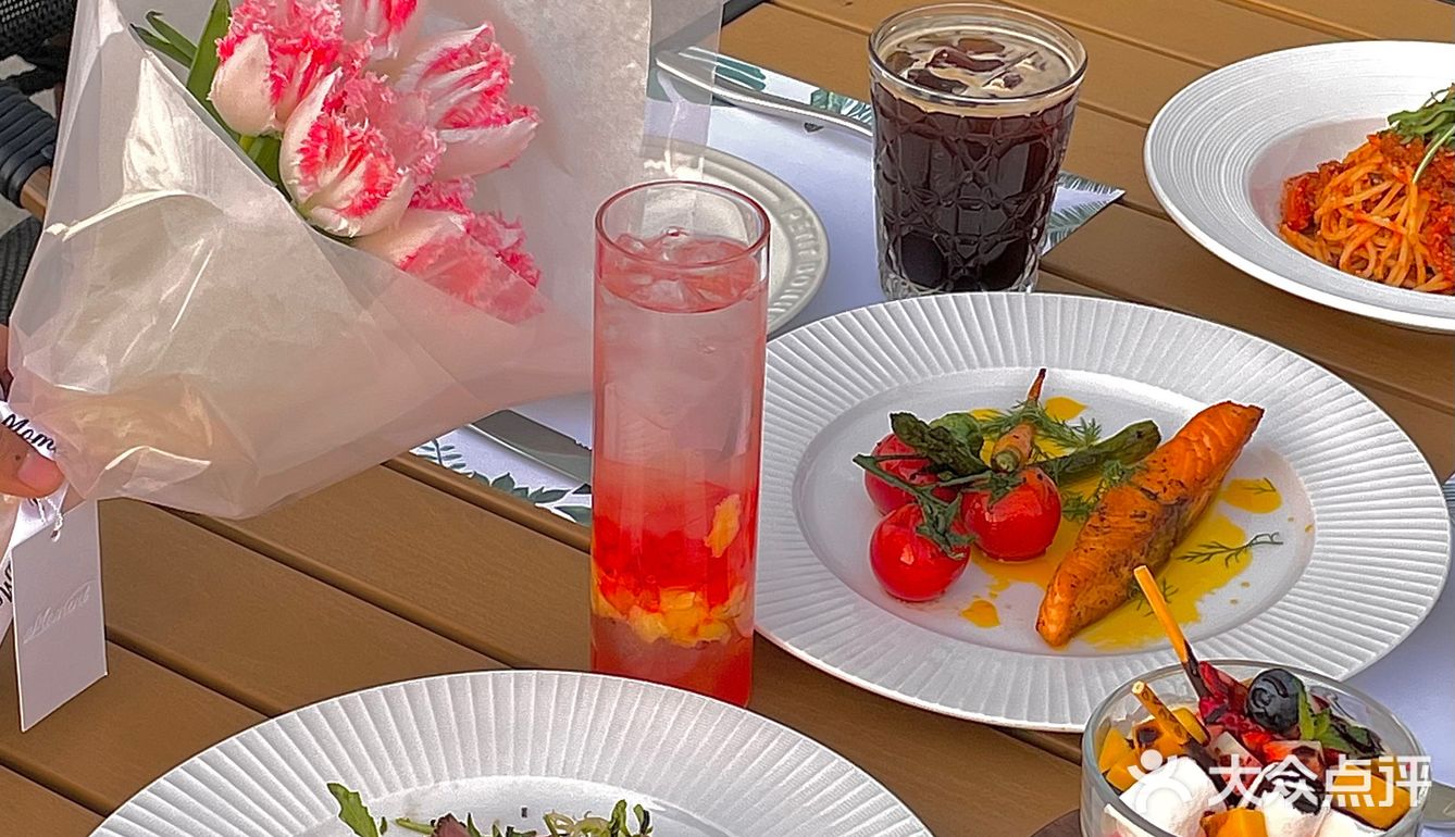 𝗩𝟳 ！你是懂浪漫的 主打一个湖畔之约🥂